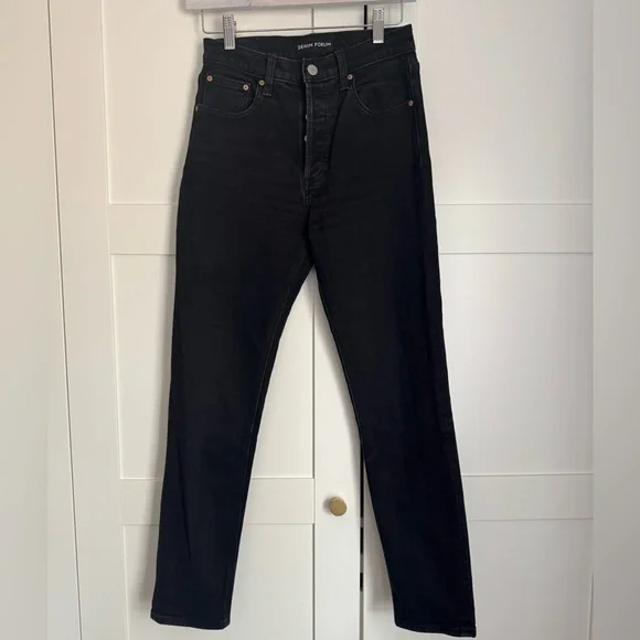 Aritzia Denim Forum The Yoko High Rise Slim Black Straight Jeans Size 25 - Picture 6 of 11